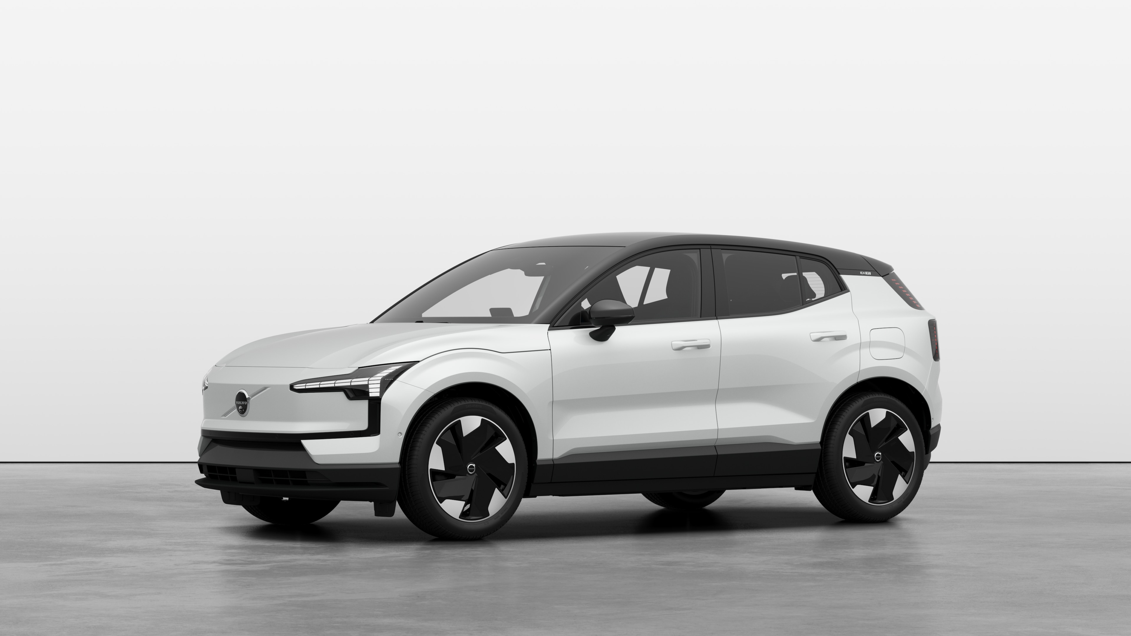 EX30