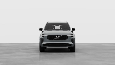 Image two of this Volvo XC90 Estate 2.0 T8 PHEV Plus Dark 5dr AWD Geartronic in Vapour Grey