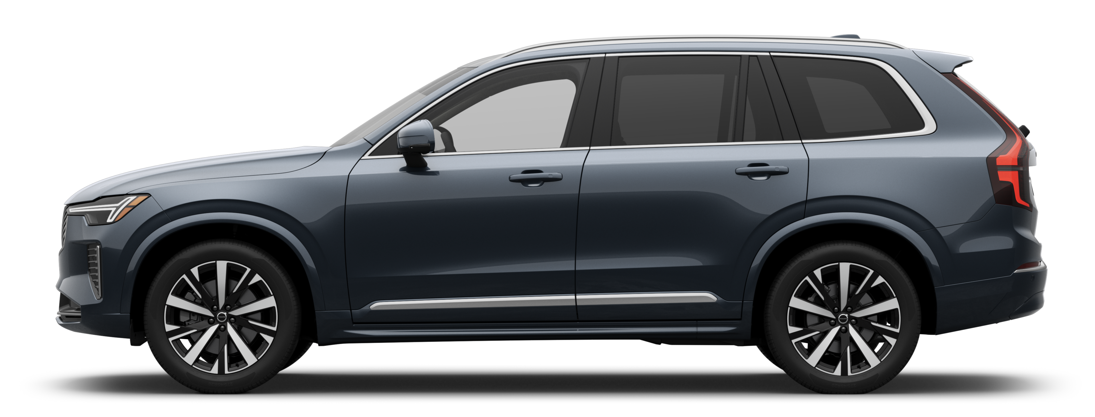 A sideview of a XC90 Gas (mild hybrid)