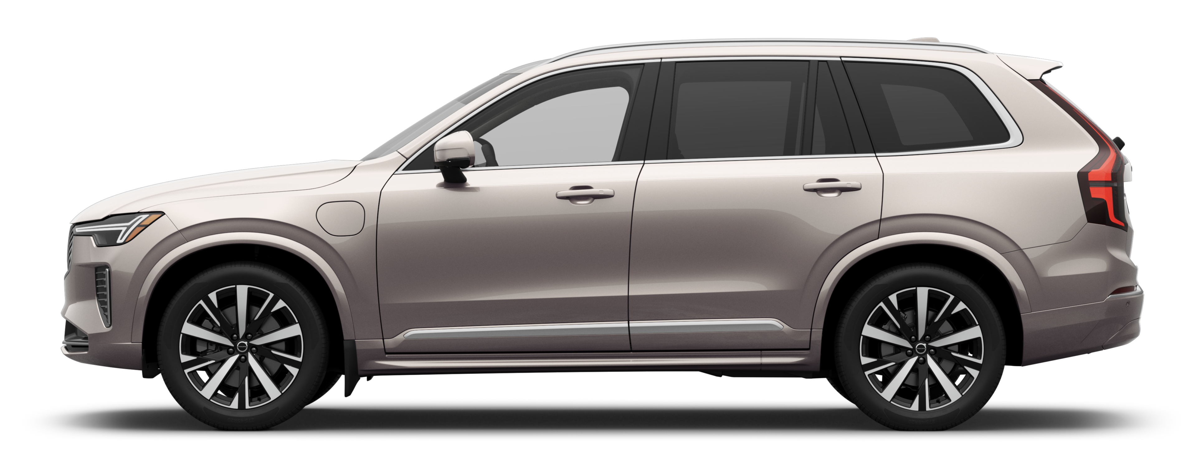 A sideview of a XC90 Plug-in hybrid