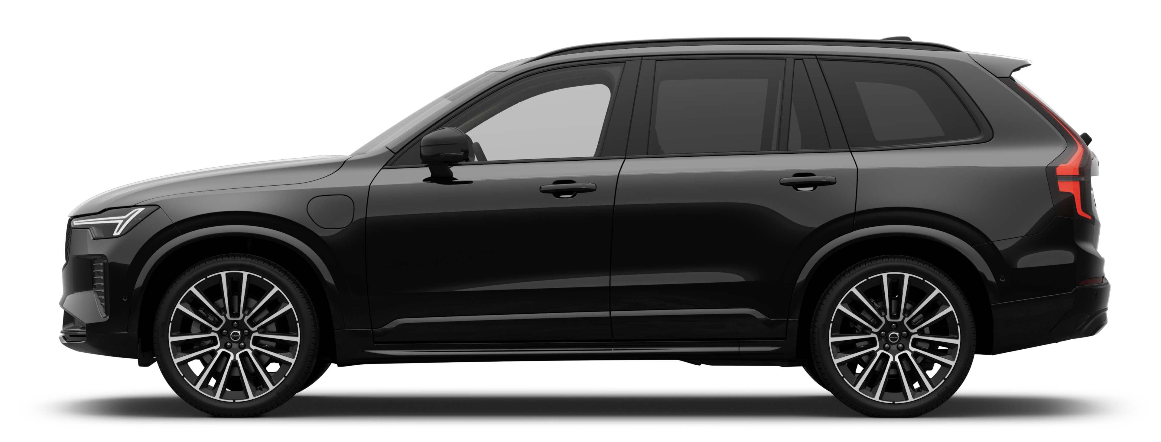 A sideview of a XC90 Plug-in hybrid