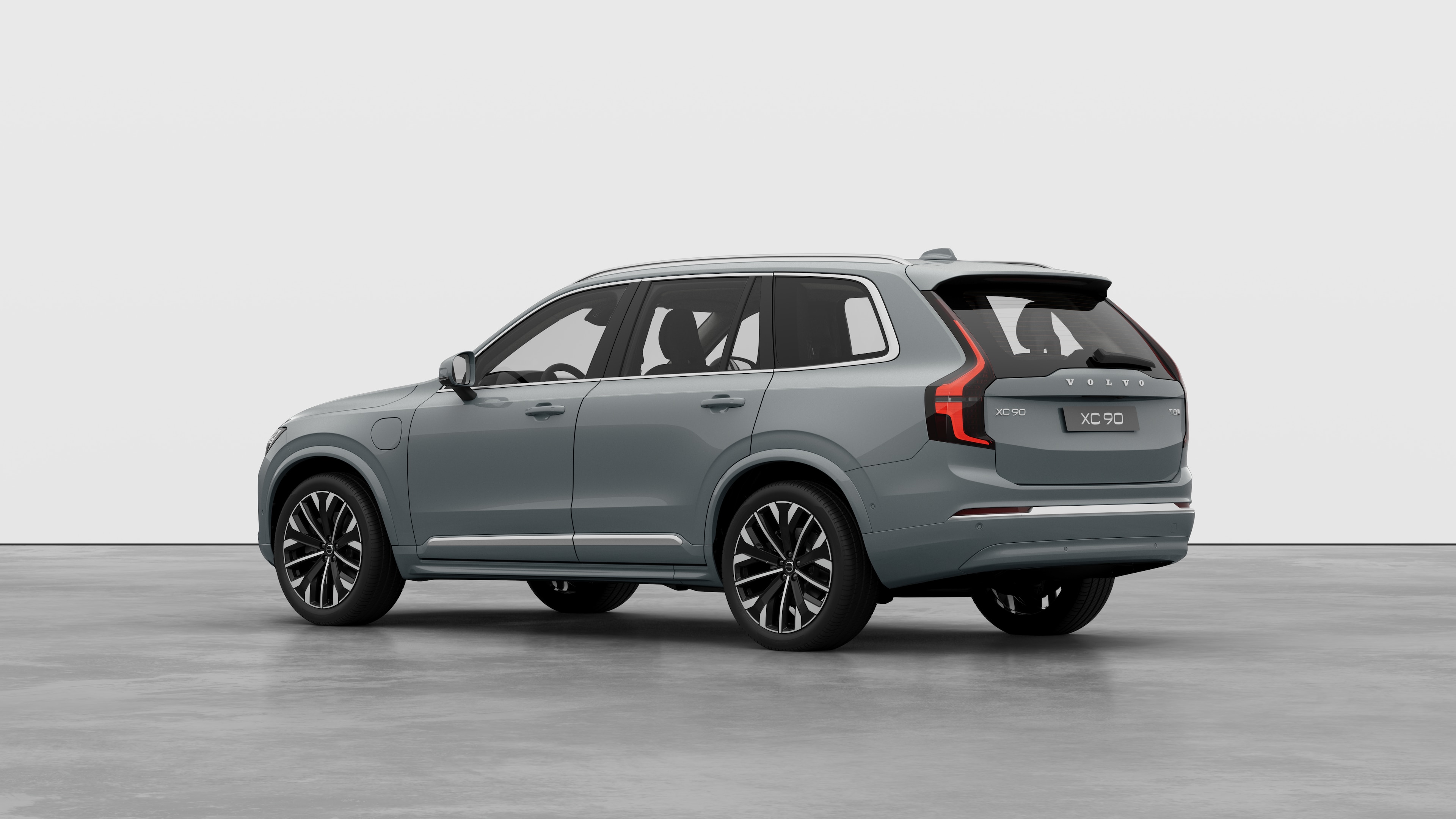 Exterior studio three quarters rear left