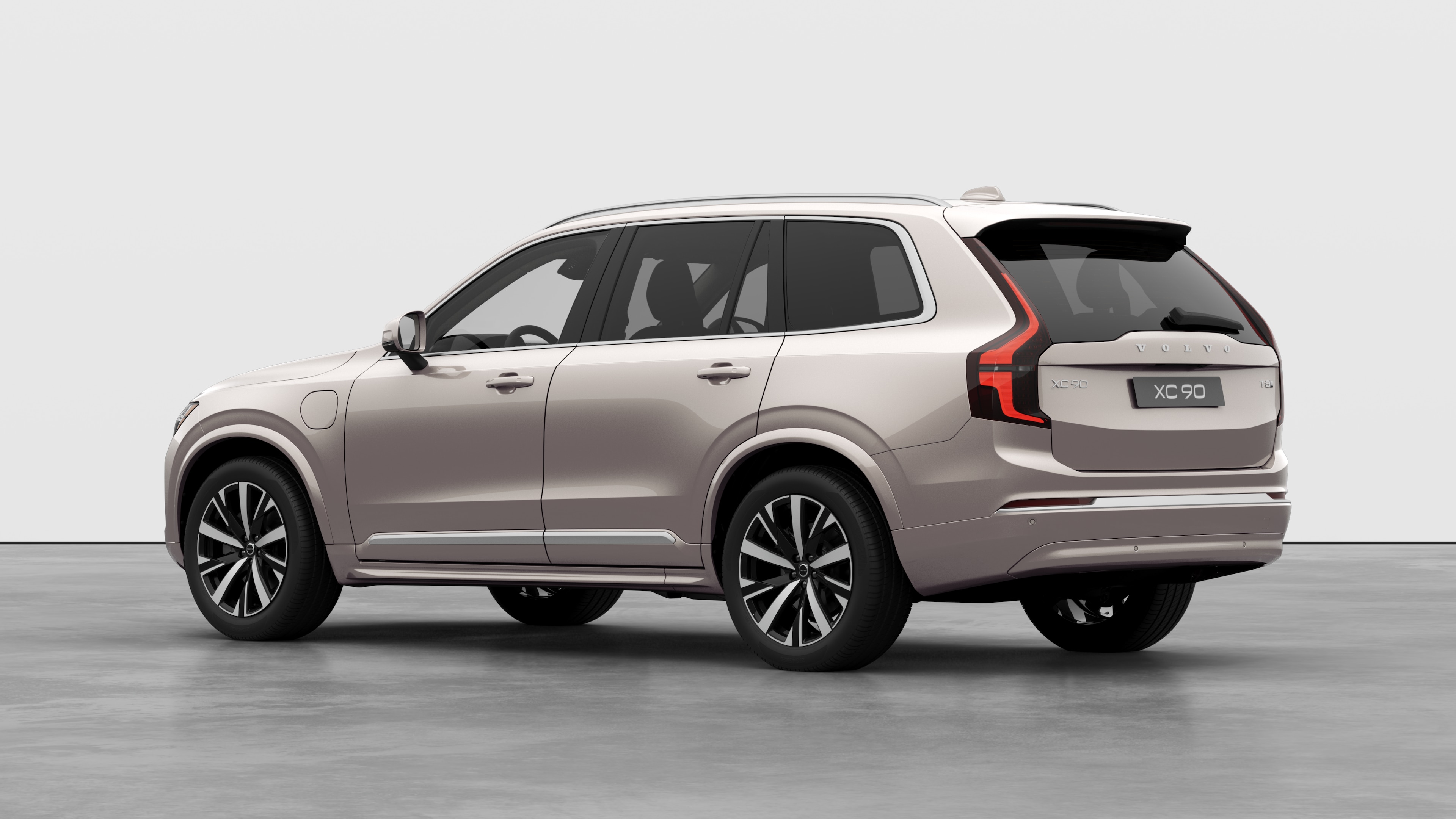 Exterior studio three quarters rear left