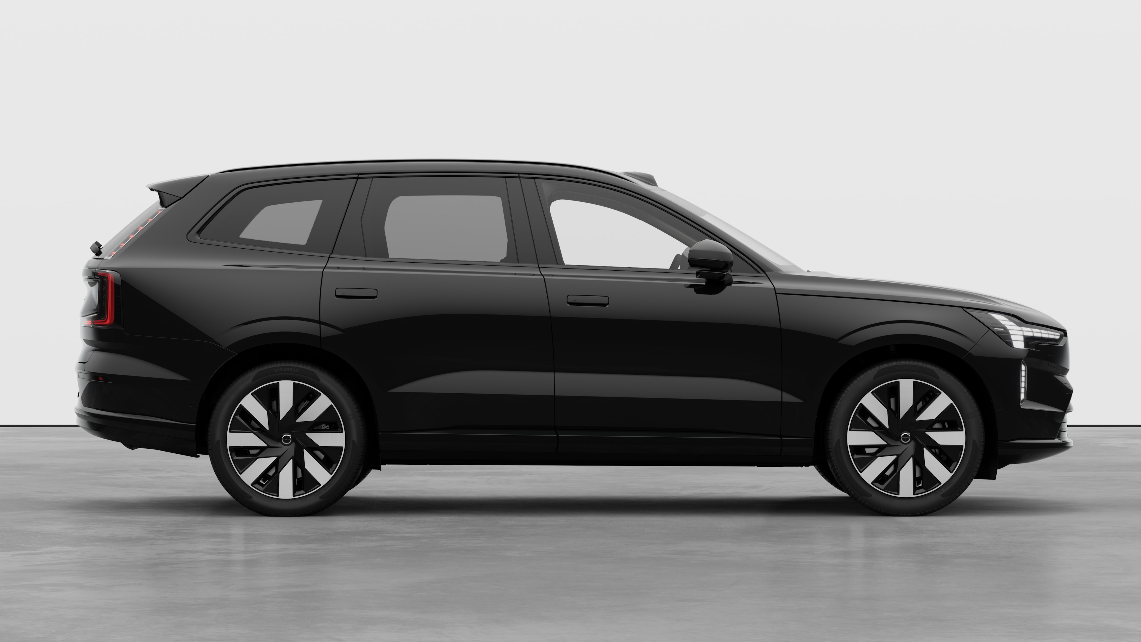 Exterior studio side right