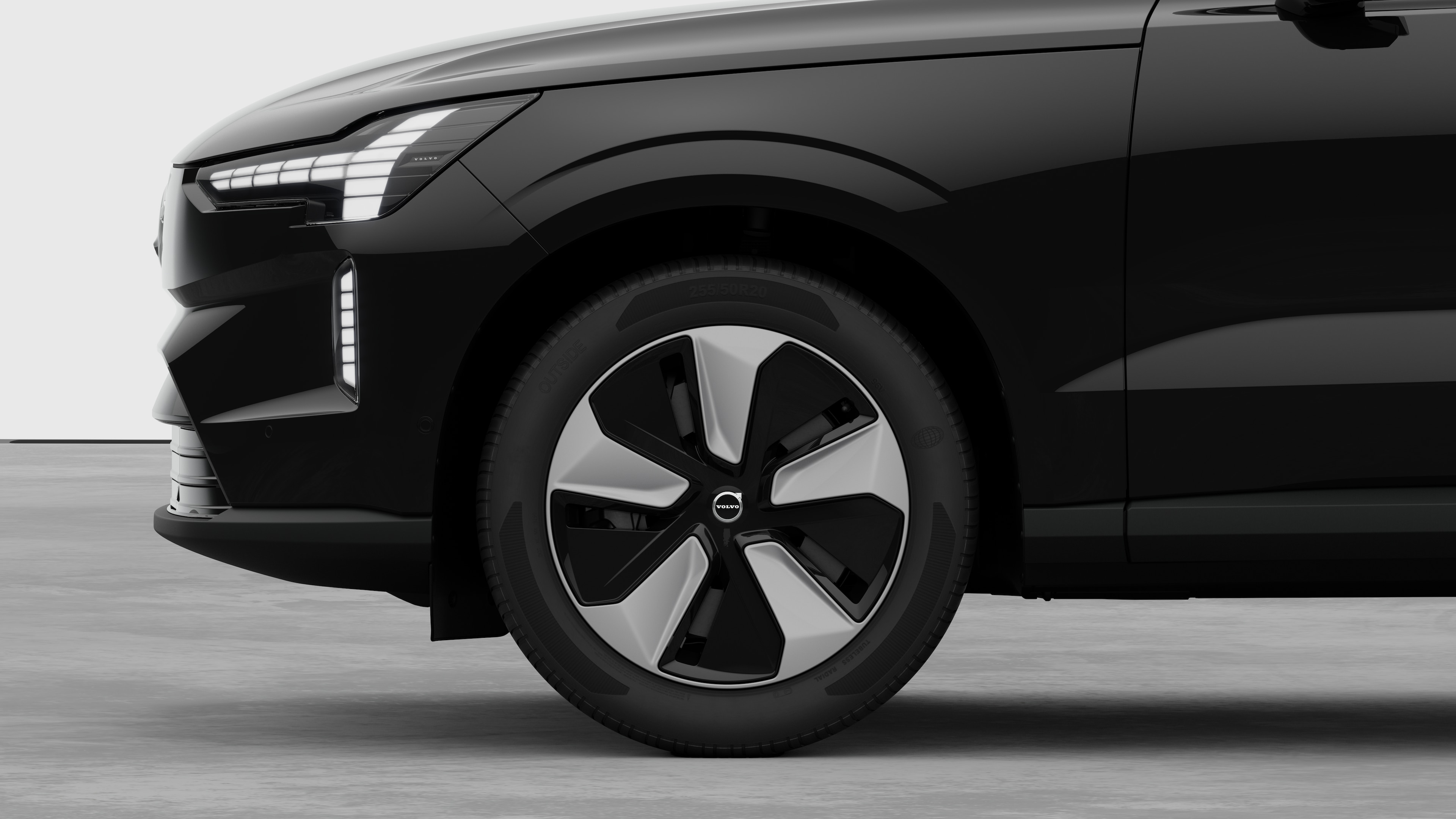 Exterior details frontrim