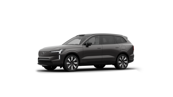 Vue de trois quarts de l’extérieur d’une Volvo sur un fond de studio uni.