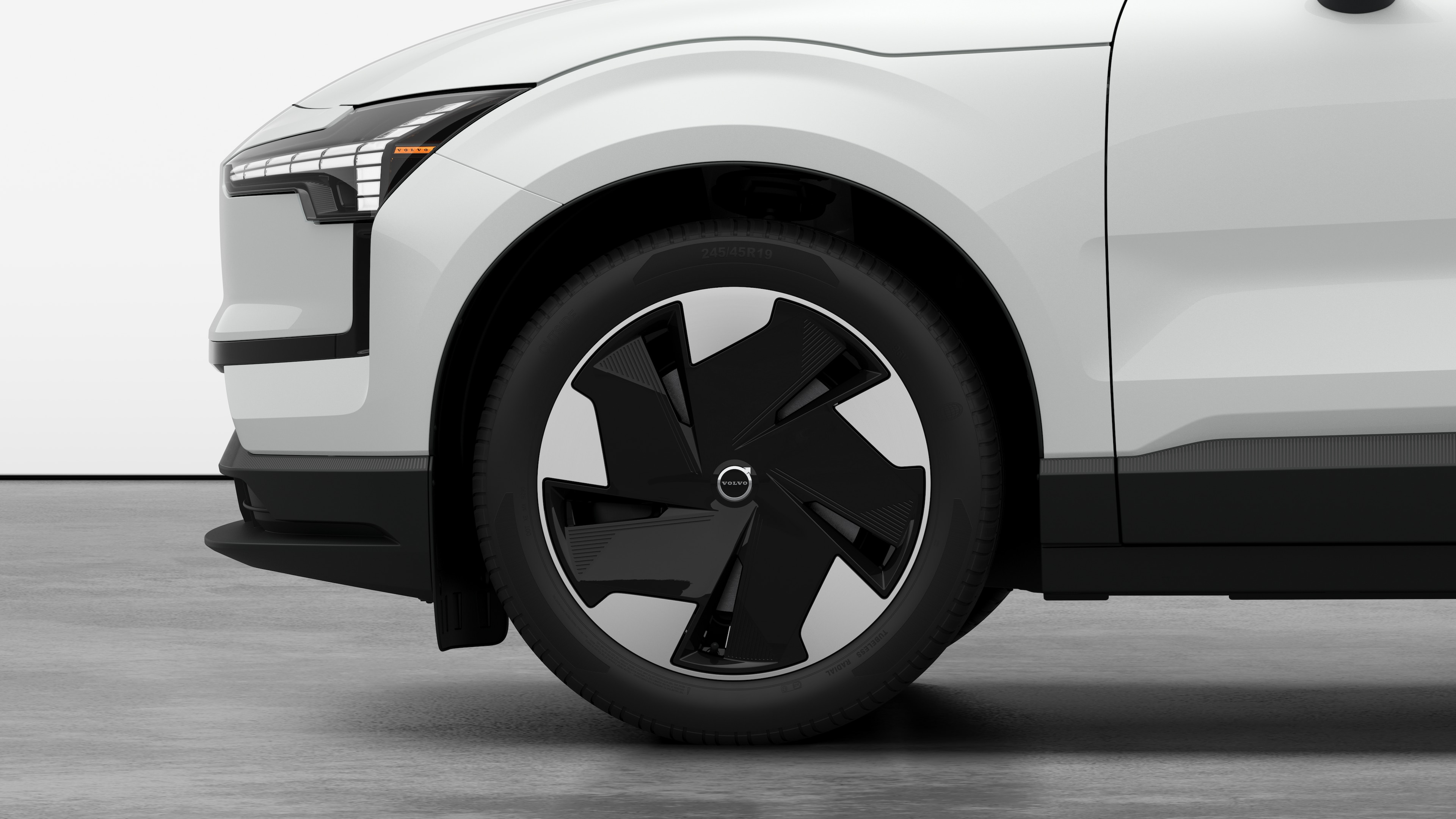 Exterior details frontrim