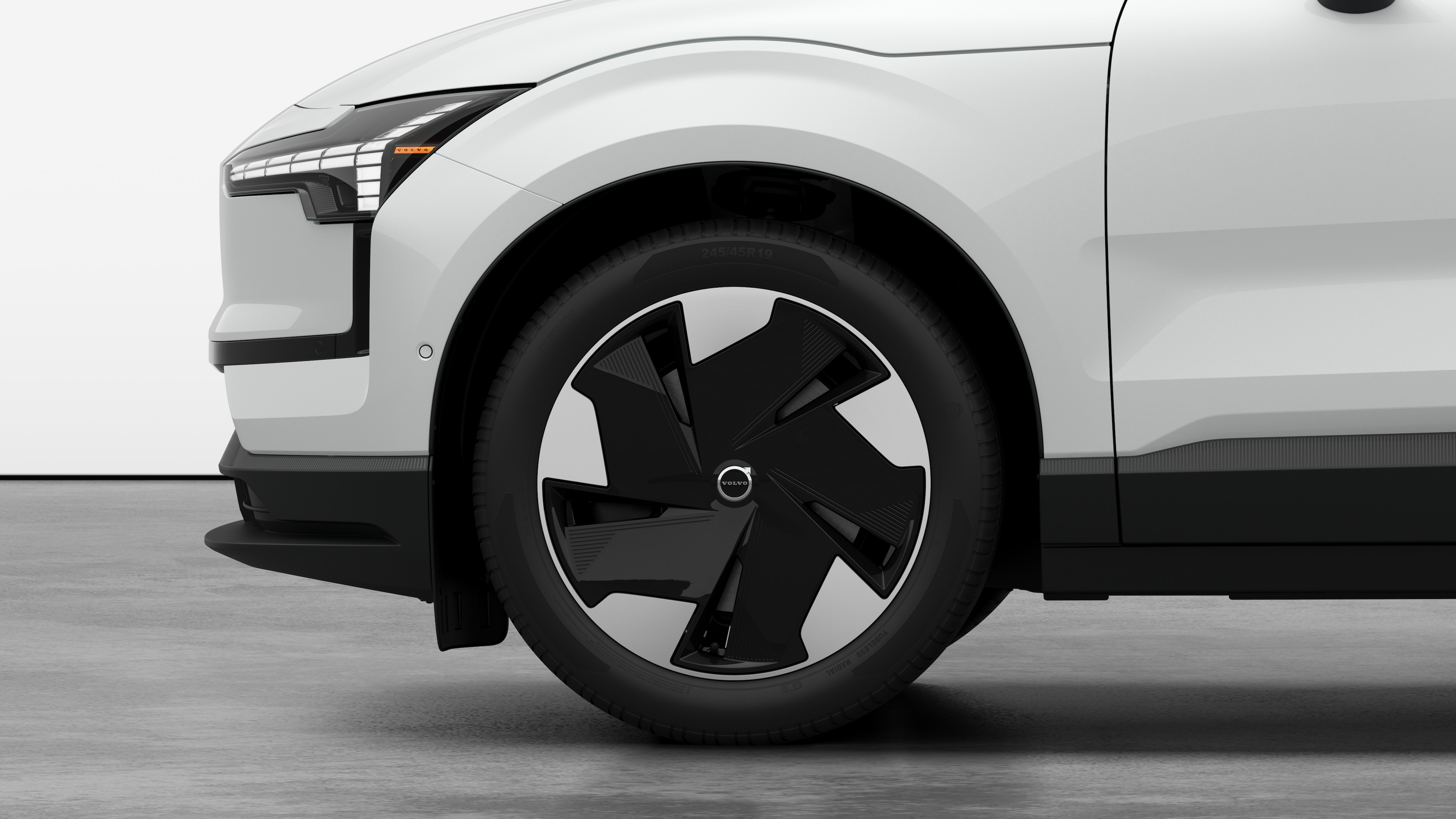 Exterior details frontrim