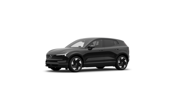 Dreiviertelansicht des Volvo Fahrzeugs vor dem Hintergrund eines schlichten Studios.