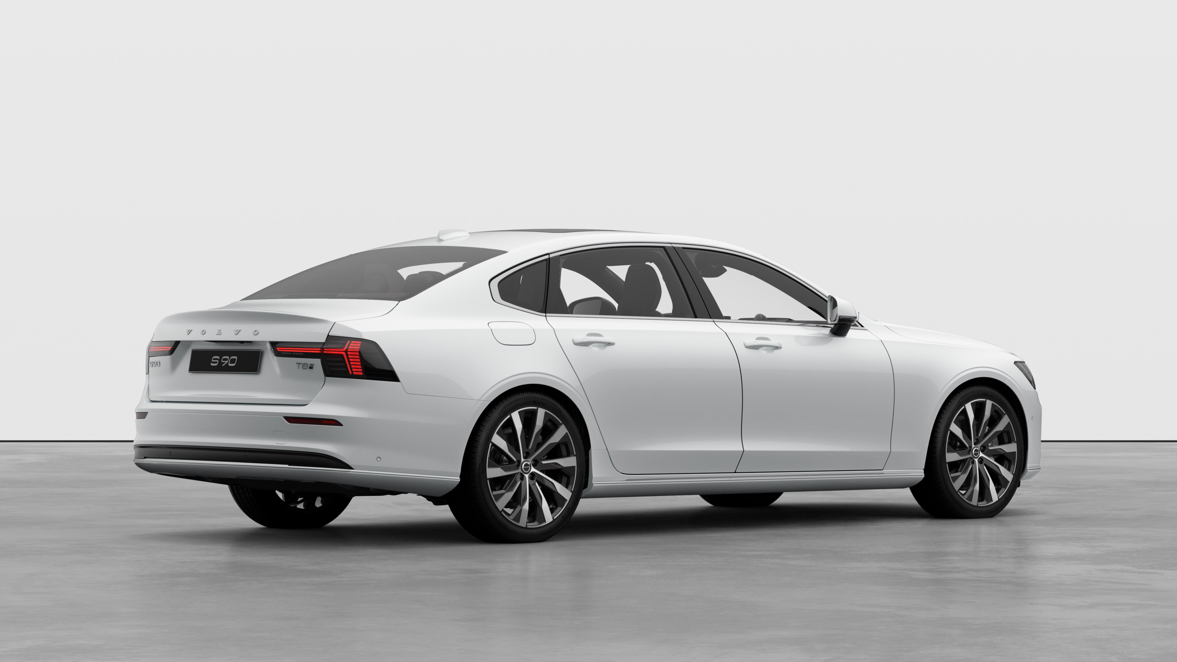 일반 스튜디오 배경에 볼보 자동차 후면 3/4 보기입니다.