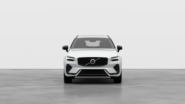 Image two of this Volvo XC60 Estate 2.0 B5P Ultra Dark 5dr AWD Geartronic in Crystal White