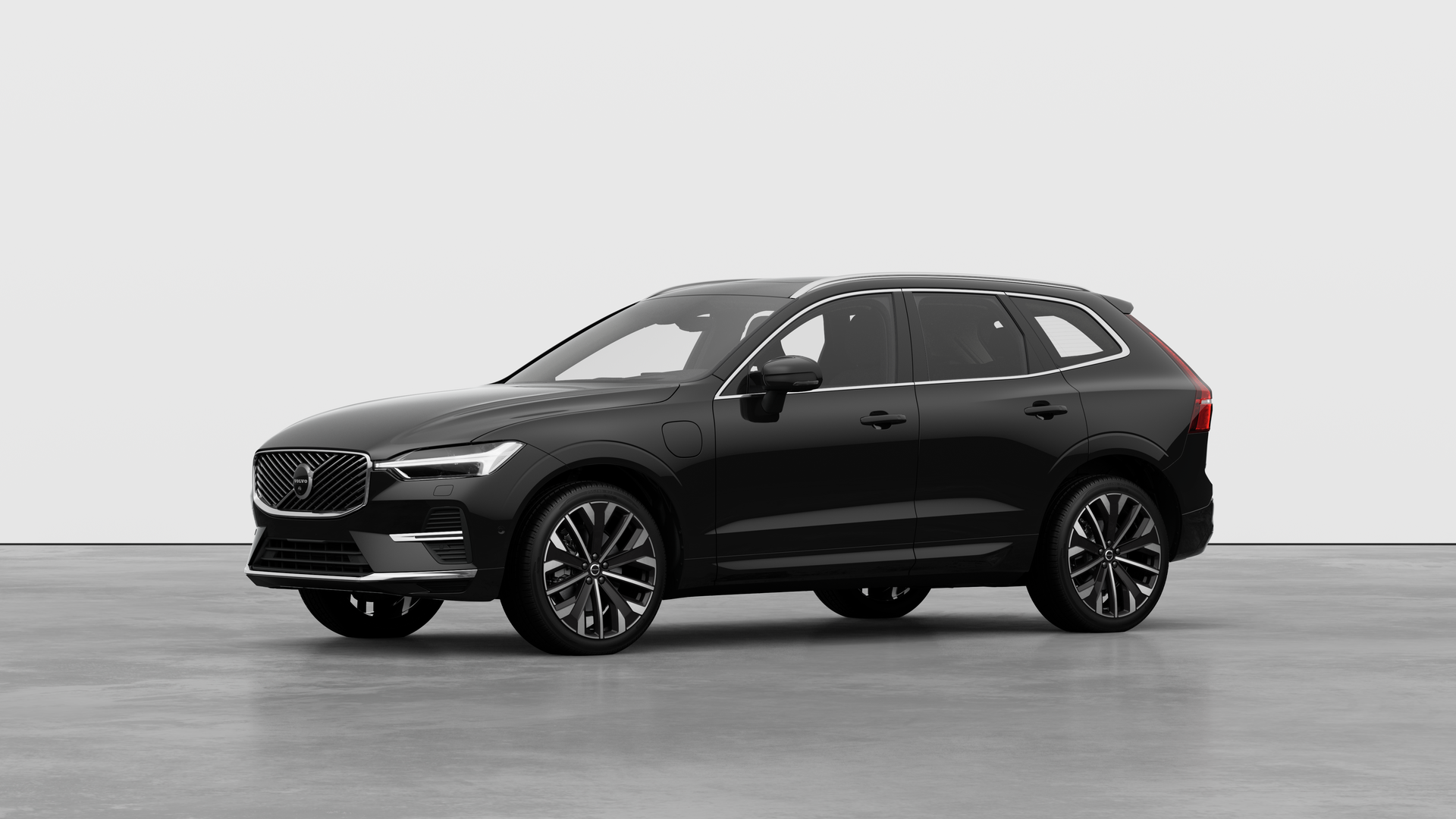 Volvo XC60 Plug In Hybrid Bright Onyx black