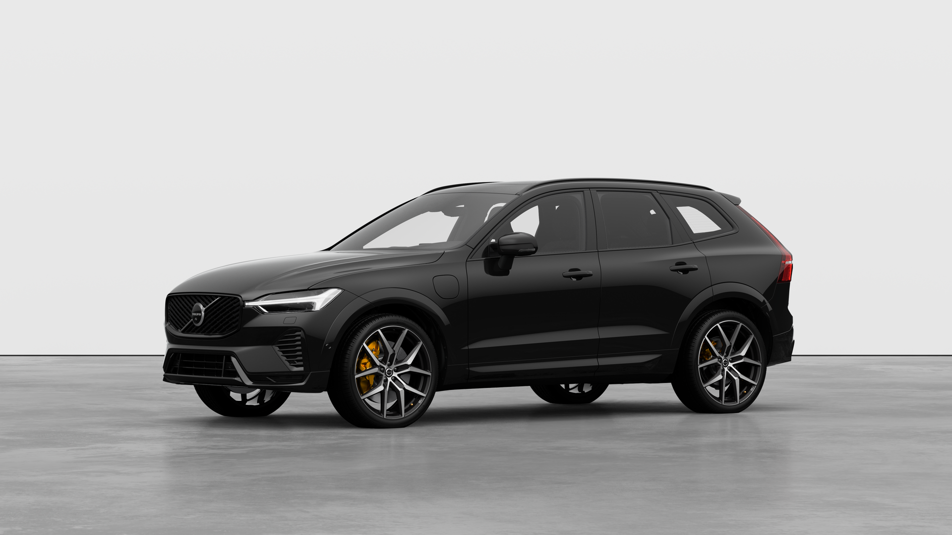 Volvo XC60 Plug In Hybrid Polestar Engineered Onyx Black