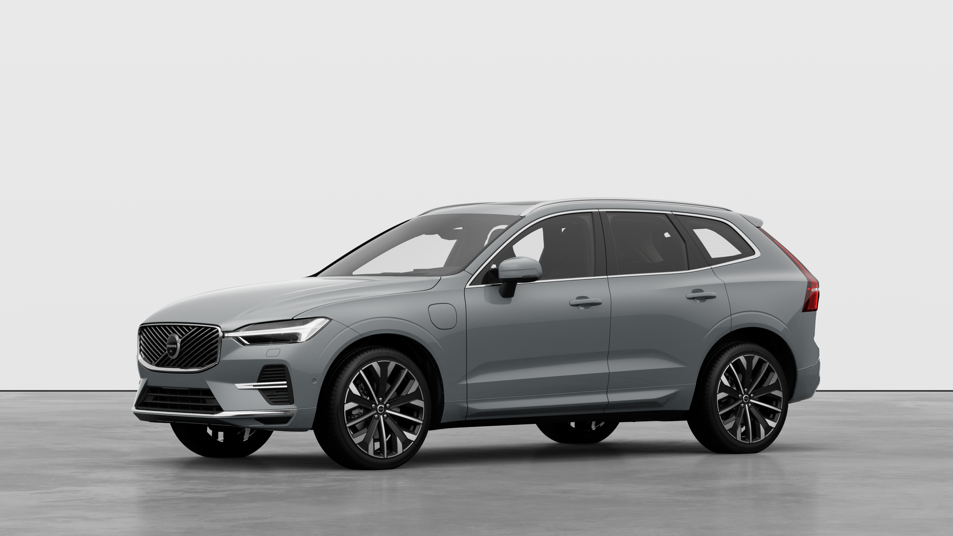 Volvo XC60 Plug In Hybrid Bright Vapour Grey