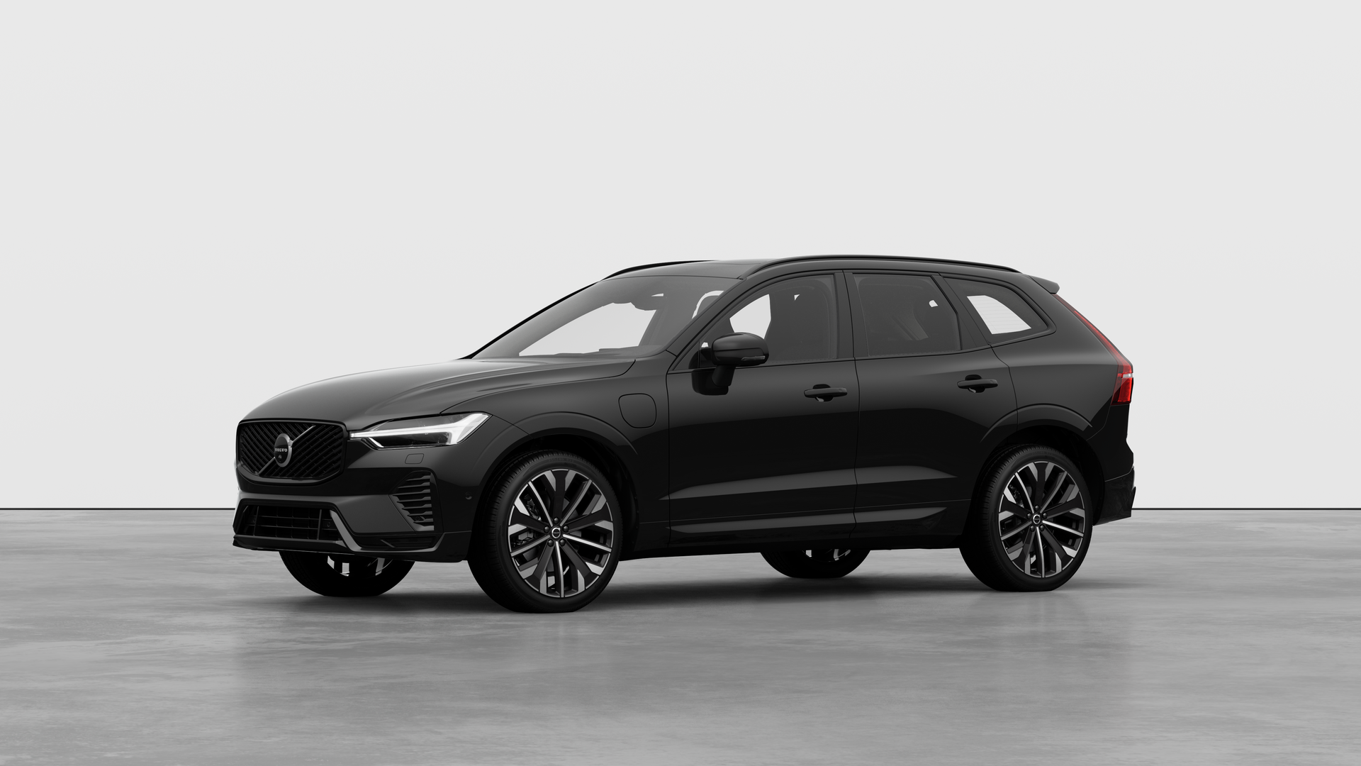 Volvo XC60 Plug In Hybrid Dark Onyx Black