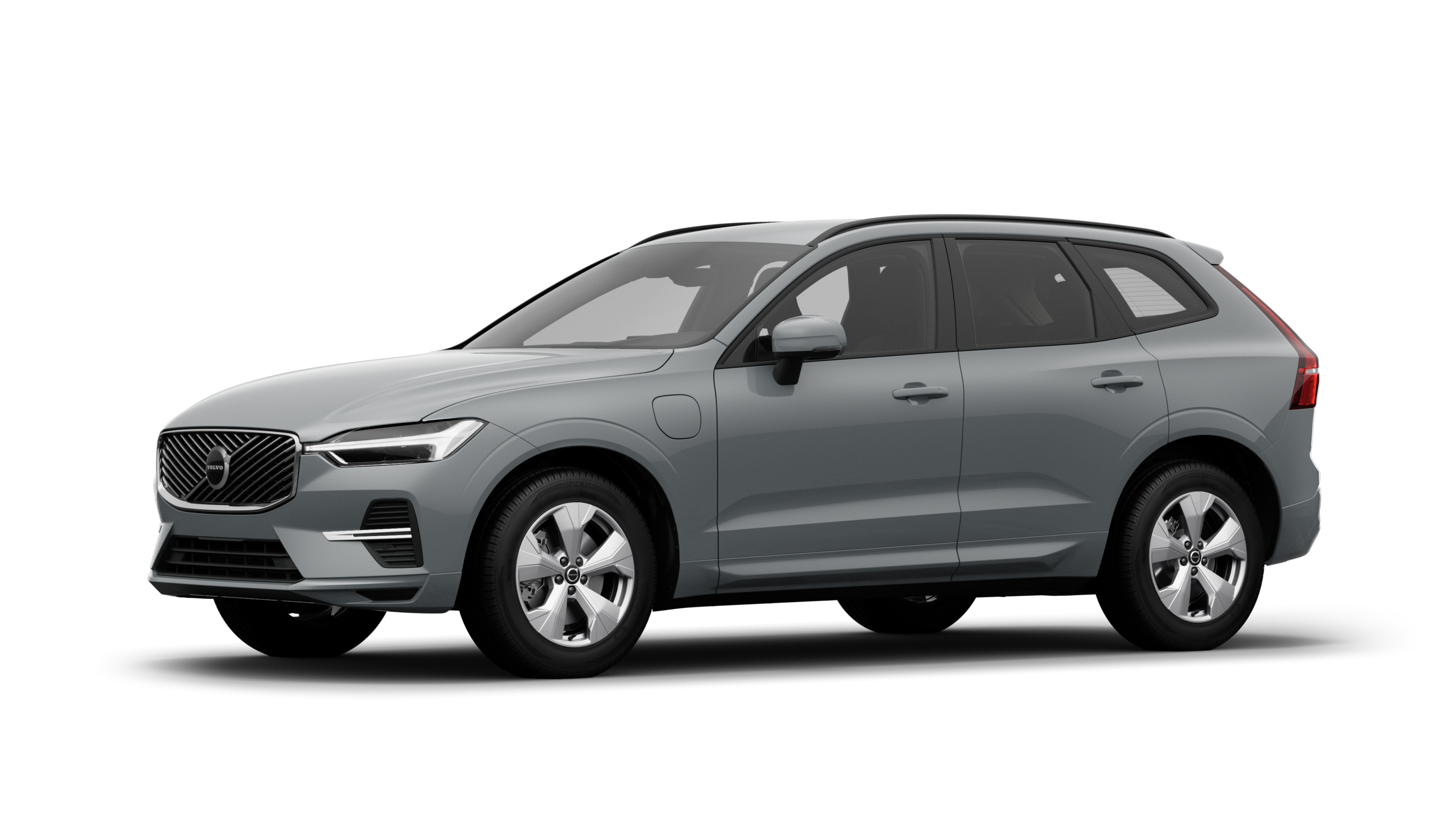 Pjesa e jashtme e makinës Volvo në pamje me tre çerek, sfond i thjeshtë i studios.