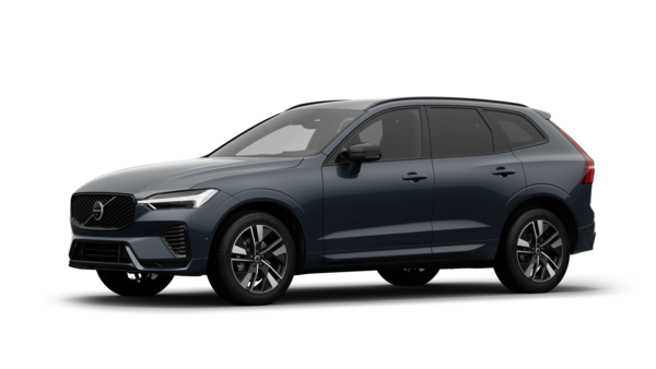 Exteriér vozidla Volvo v trojštvrtinovom pohľade, obyčajné štúdiové pozadie.