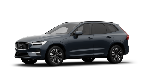 Exterior do automóvel Volvo com vista de três quartos, fundo de estúdio simples.