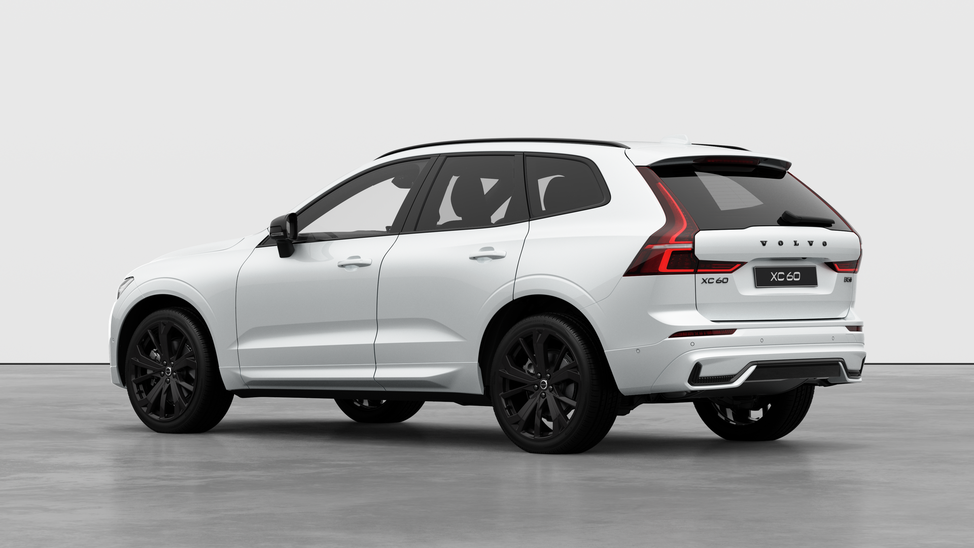  VOLVO XC60 2.0 B5P Plus Black Edition 5dr AWD Geartronic 4810737