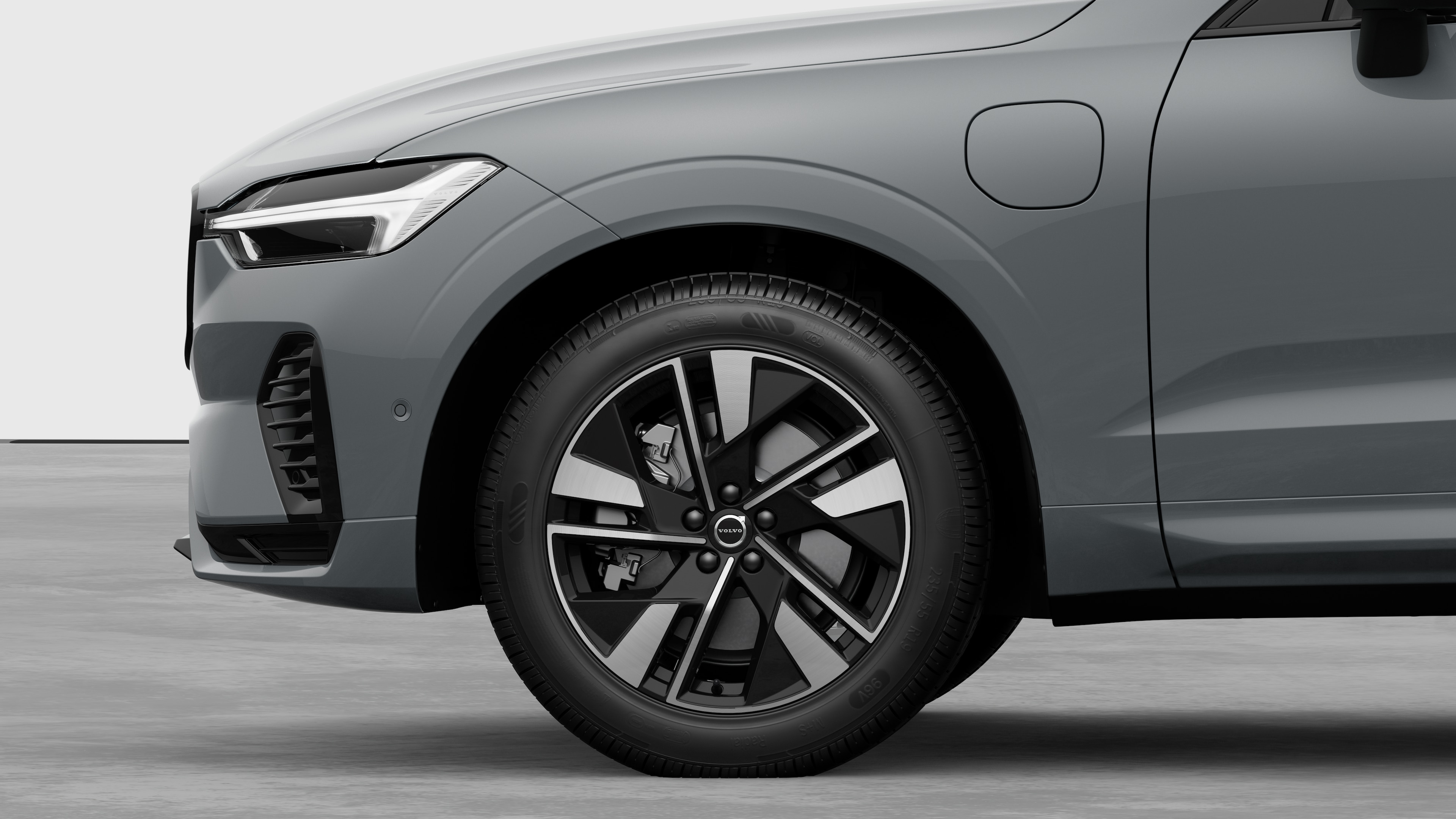 Exterior details frontrim