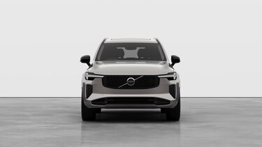 Image two of this Volvo XC90 Estate 2.0 B5P Plus Dark 5dr AWD Geartronic in Bright Dusk
