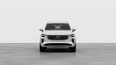 Image two of this Volvo XC90 Estate 2.0 T8 PHEV Ultra Bright 5dr AWD Geartronic in Crystal White