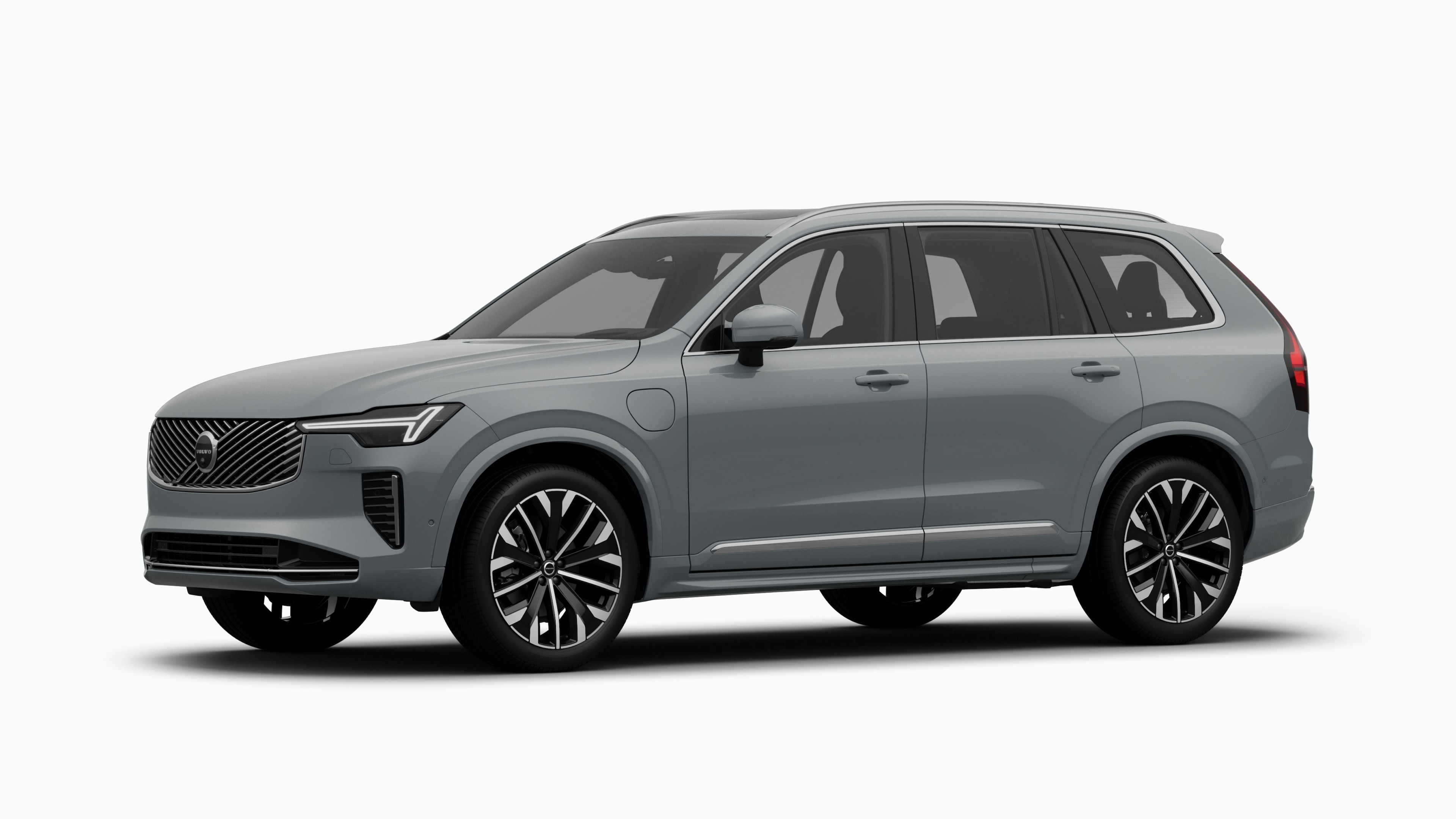 Exteriorul mașinii Volvo într-o vedere pe trei sferturi, fundal simplu de studio.