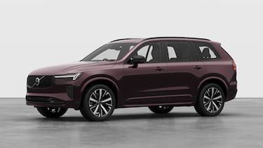 Volvo XC90 Estate 2.0 B5P Plus Dark 5dr AWD Geartronic in Mulberry Red