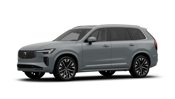 Exteriér vozu Volvo v tříčtvrtečním pohledu, prosté studiové pozadí.