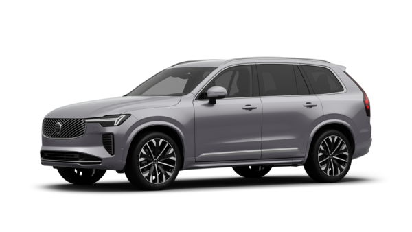Exteriér vozu Volvo v tříčtvrtečním pohledu, prosté studiové pozadí.