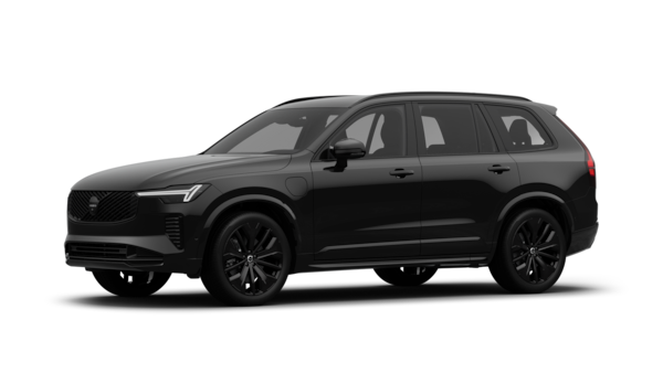 A Volvo autó külseje háromnegyed nézetből, letisztult stúdió háttér.