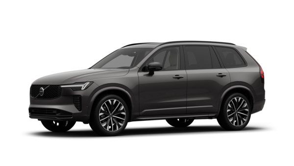 Exteriér vozu Volvo v tříčtvrtečním pohledu, prosté studiové pozadí.