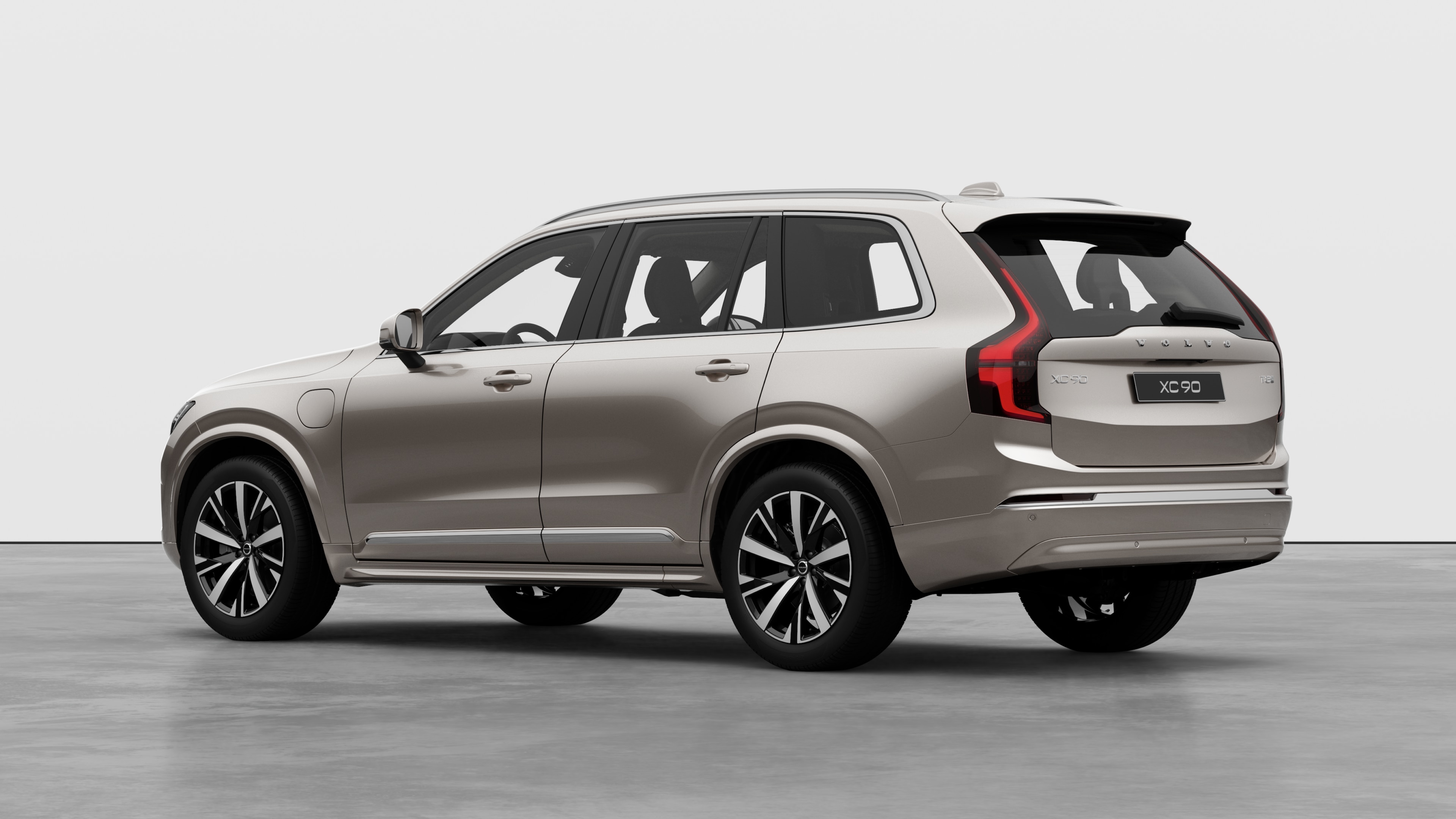 Exterior studio three quarters rear left