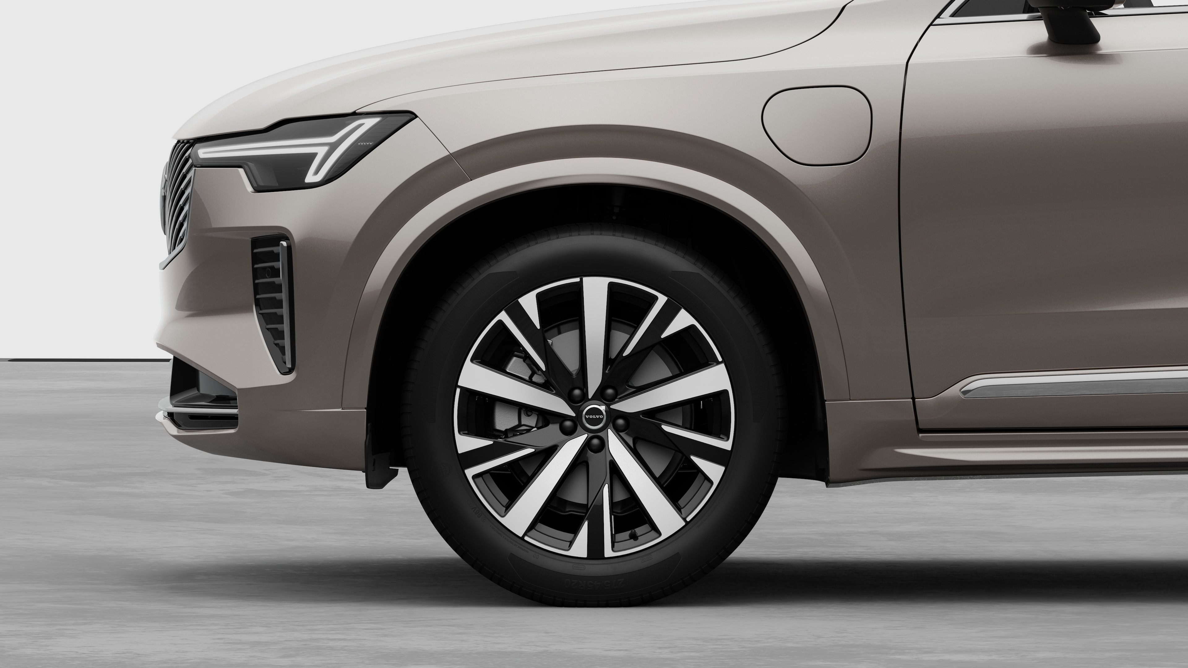 Exterior details frontrim