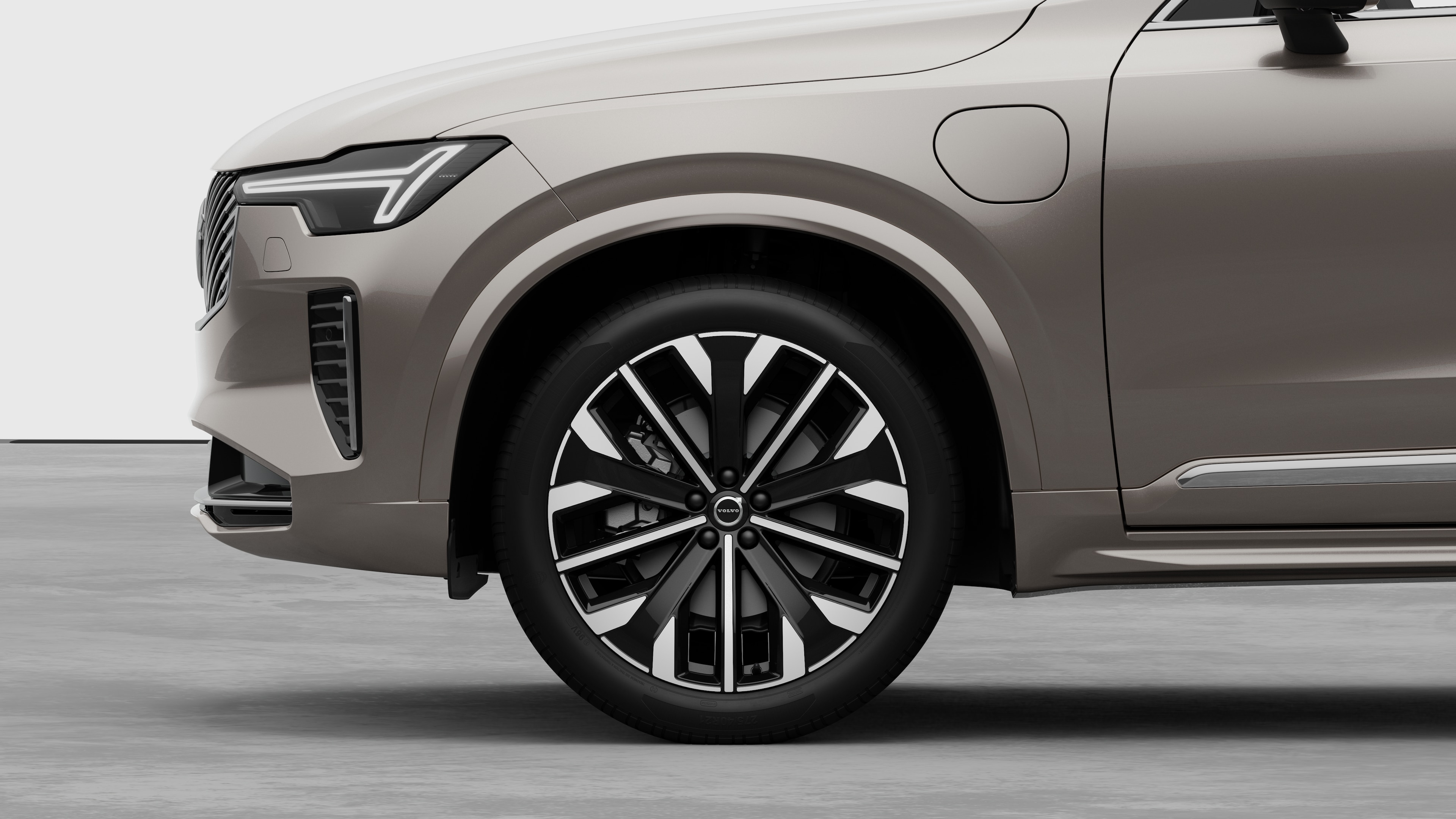 Exterior details frontrim
