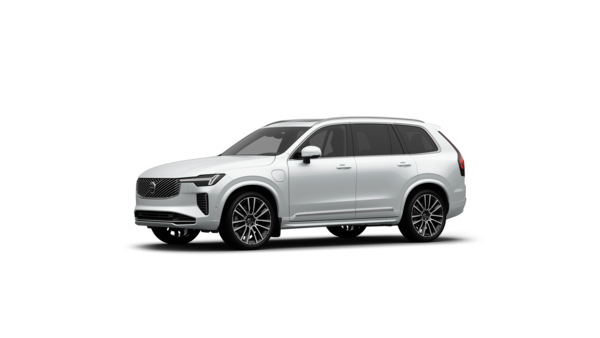 Volvo-auton kolmen neljänneksen näkymä ulkopuolelta tavallisella studiotaustalla.