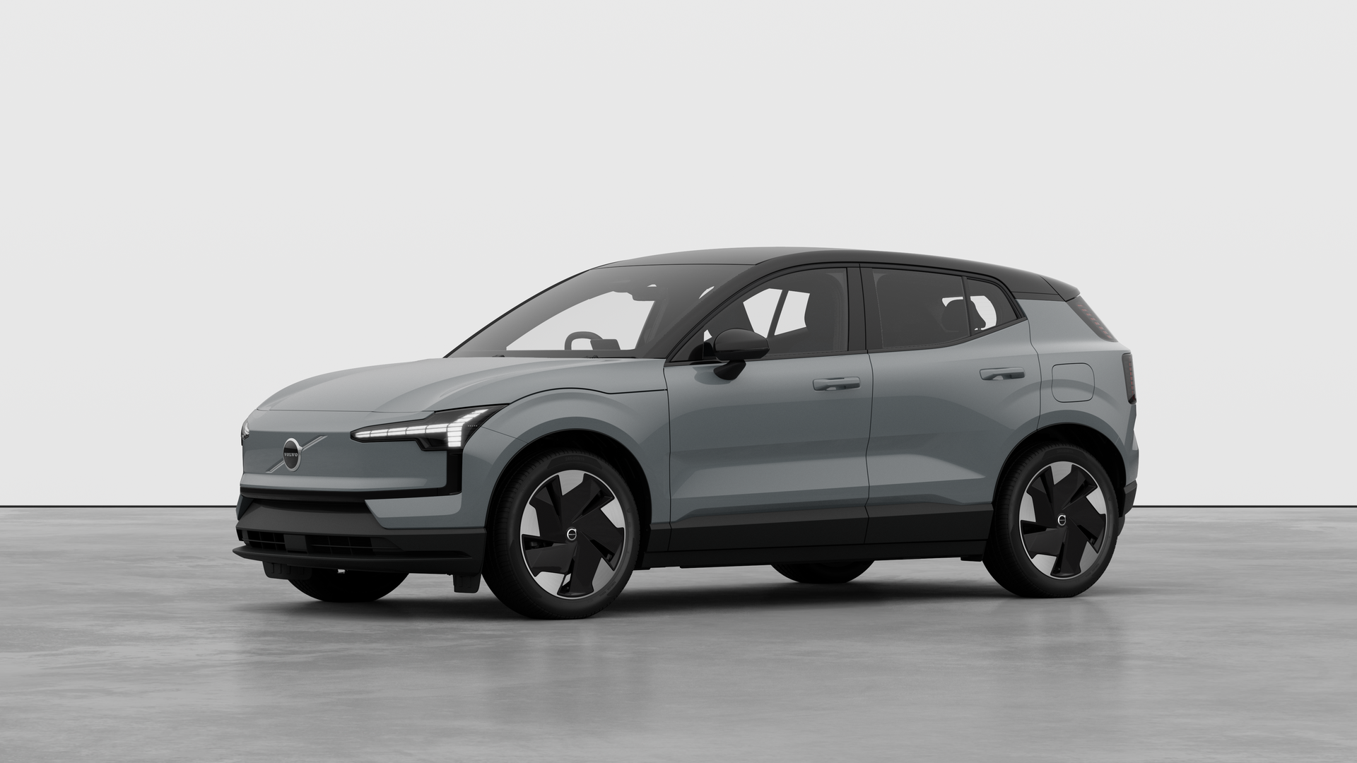  VOLVO EX30 200kW SM Extended Range Plus 69kWh 5dr Auto