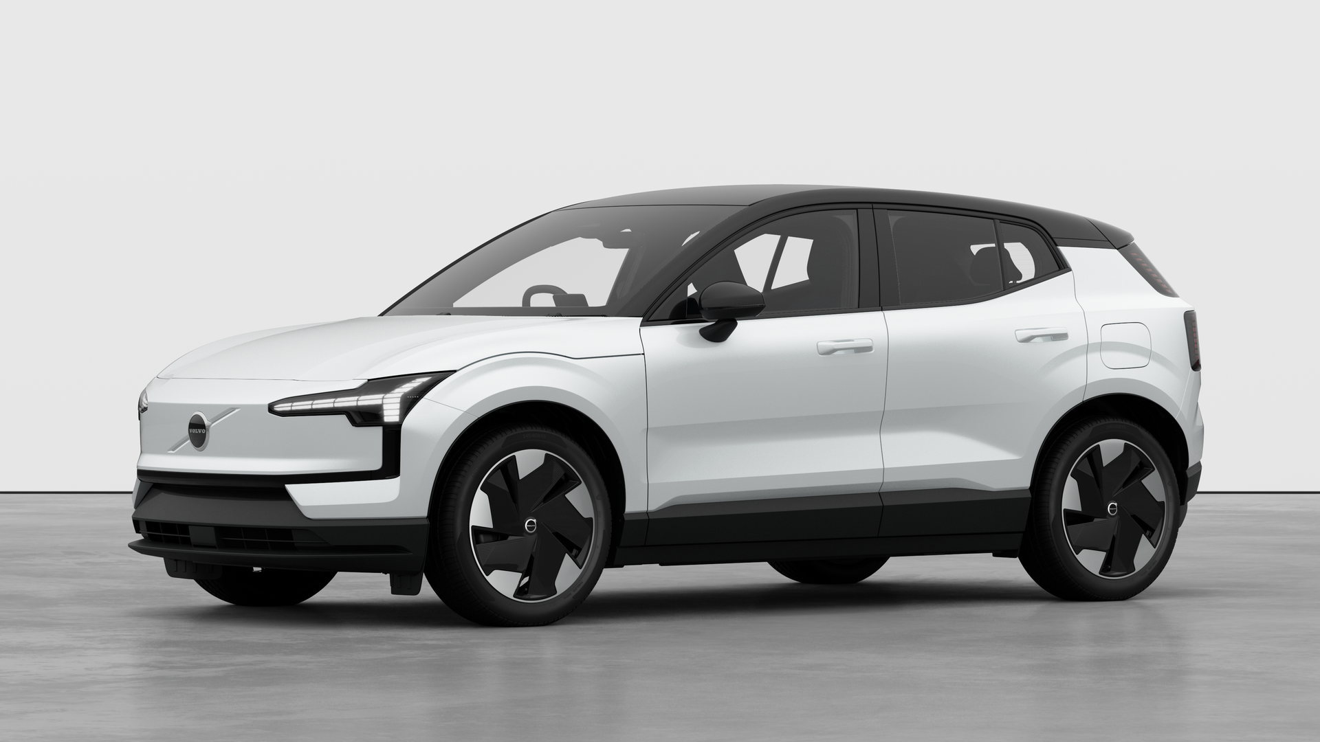  VOLVO EX30 315kW Twin Motor Performance Plus 69kWh 5dr Auto