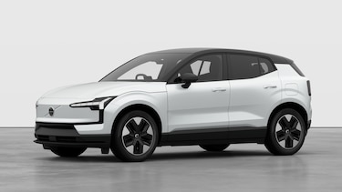 Volvo EX30 Estate 200kW Single Motor Plus 51kWh 5dr Auto in Crystal White