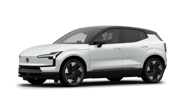 Extérieur d’une voiture Volvo vue de trois-quarts, fond uni d’un studio.
