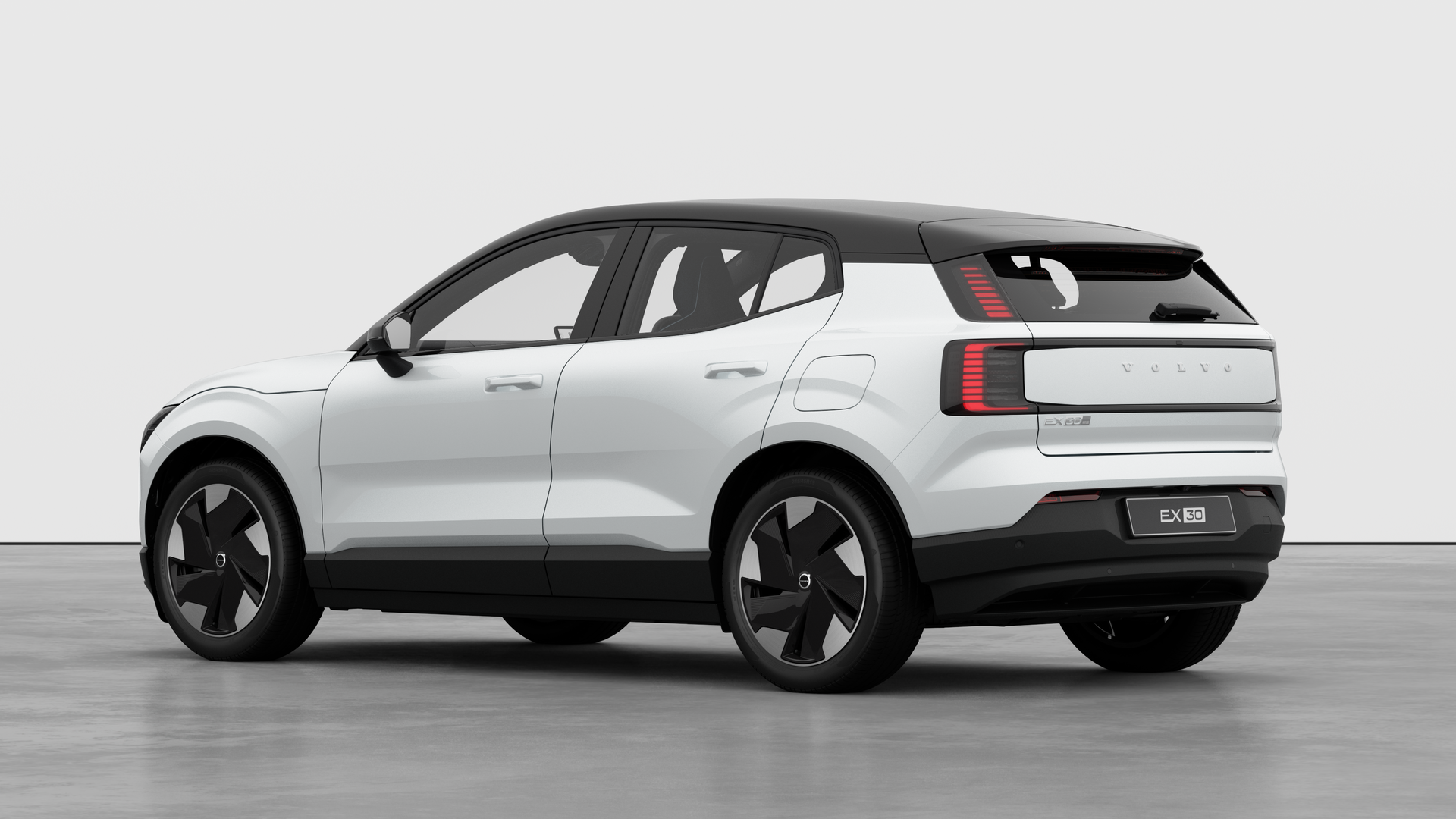  VOLVO EX30 200kW SM Extended Range Plus 69kWh 5dr Auto 4221468