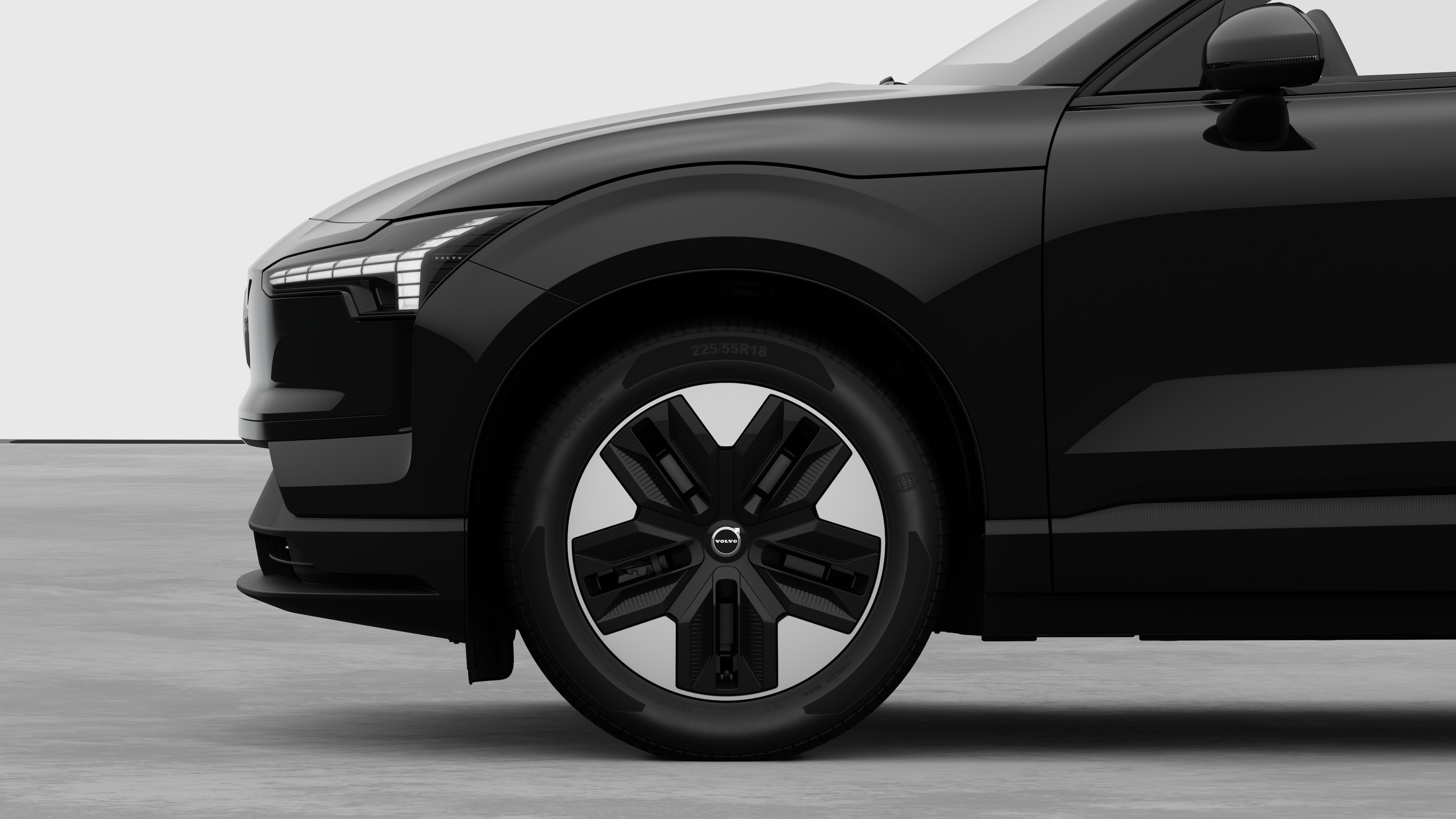 Exterior details frontrim