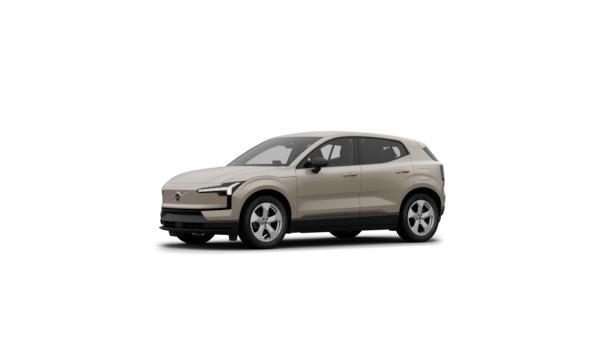 Driekwart aanzicht van de buitenkant van een Volvo in een effen studioachtergrond.