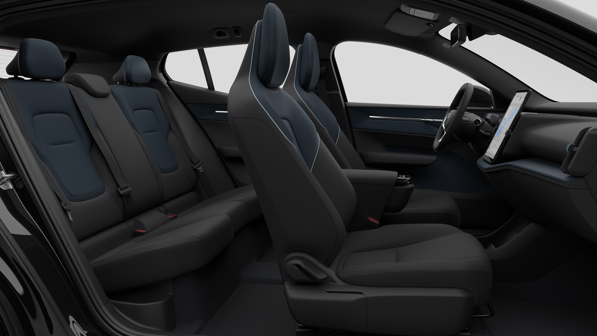 Vue latérale de l’intérieur d’une Volvo montrant les sièges avant, les sièges passager arrière, le volant, le tableau de bord et la console centrale, sur fond de studio.