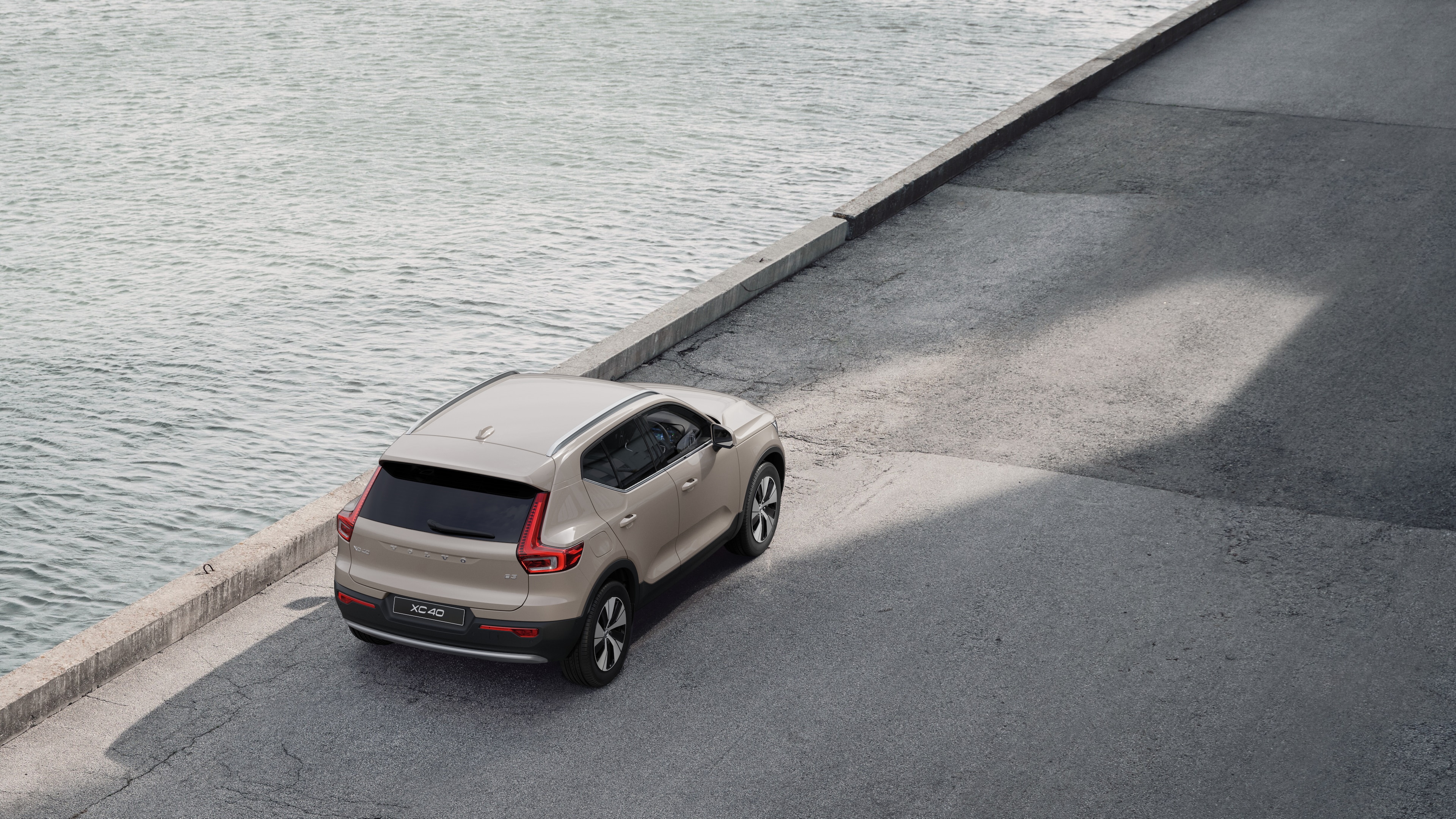 美品★軽量!ユーロテック ガヤ エリージ★ボルボ XC40 XC60 イヴォーク Volvo] A Celsior owner tries out the XC40! A perfectly