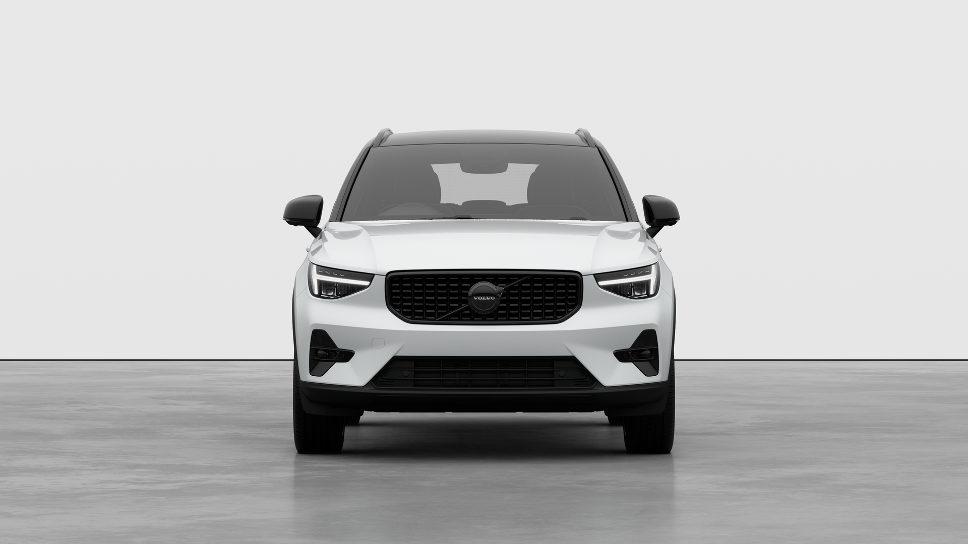  VOLVO XC40 2.0 B4P Plus Black Edition 5dr Auto