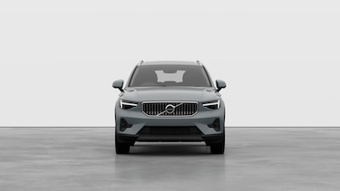 Image two of this Volvo XC40 Estate 2.0 B3P Ultra Bright 5dr Auto in Vapour Grey