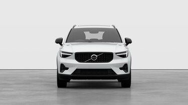 Image two of this Volvo XC40 Estate 2.0 B4P Ultra Dark 5dr Auto in Crystal White
