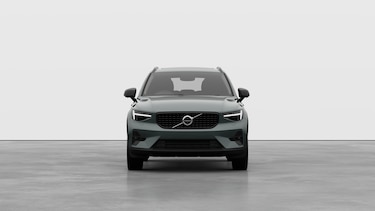 Image two of this Volvo XC40 Estate 2.0 B3P Ultra Dark 5dr Auto in Forest Lake