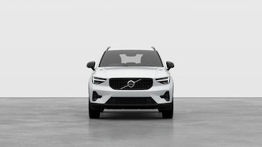 Image two of this Volvo XC40 Estate 2.0 B4P Plus Dark 5dr Auto in Crystal White